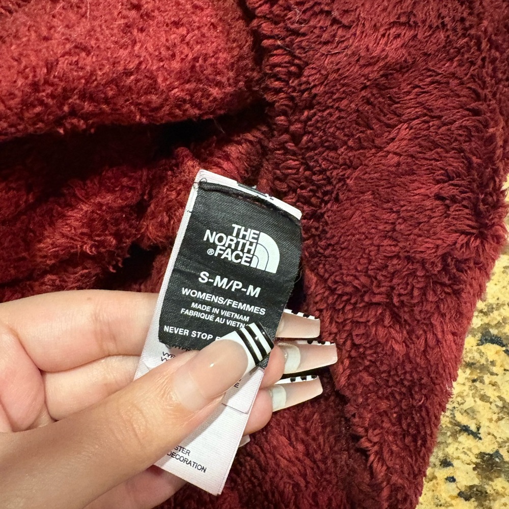 The North Face Burgandy Osito Beanie - Picture 8 of 8